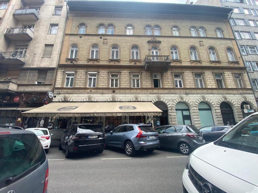Ac With Free Parking At Acacia St, City Center Budapesta Exterior foto
