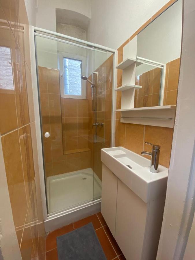 Ac With Free Parking At Acacia St, City Center Budapesta Exterior foto