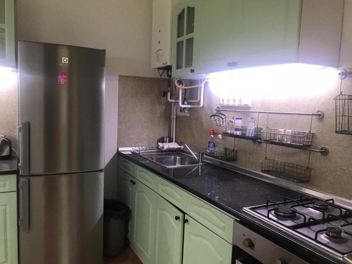 Ac With Free Parking At Acacia St, City Center Budapesta Exterior foto