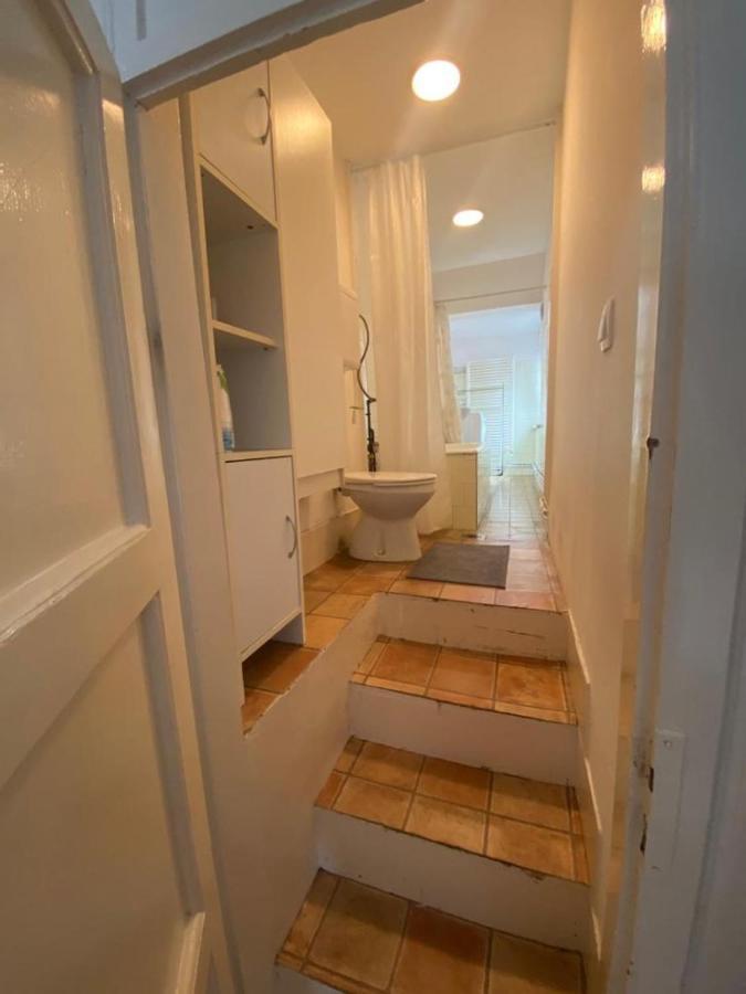 Ac With Free Parking At Acacia St, City Center Budapesta Exterior foto